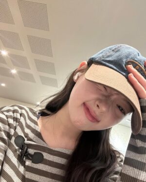 Han Su-ah Instagram - 얼죽아 스타일 🧊