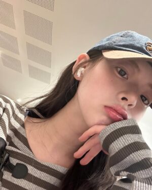 Han Su-ah Instagram - 얼죽아 스타일 🧊