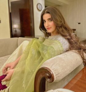 Actress Hareem Farooq HD Photos and Wallpapers June 2024