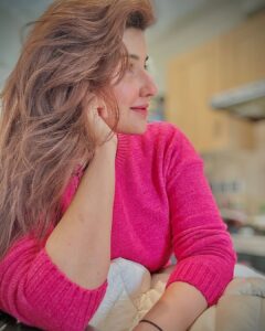 Actress Hareem Farooq HD Photos and Wallpapers March 2025