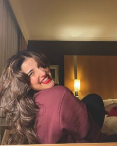 Actress Hareem Farooq HD Photos and Wallpapers February 2025