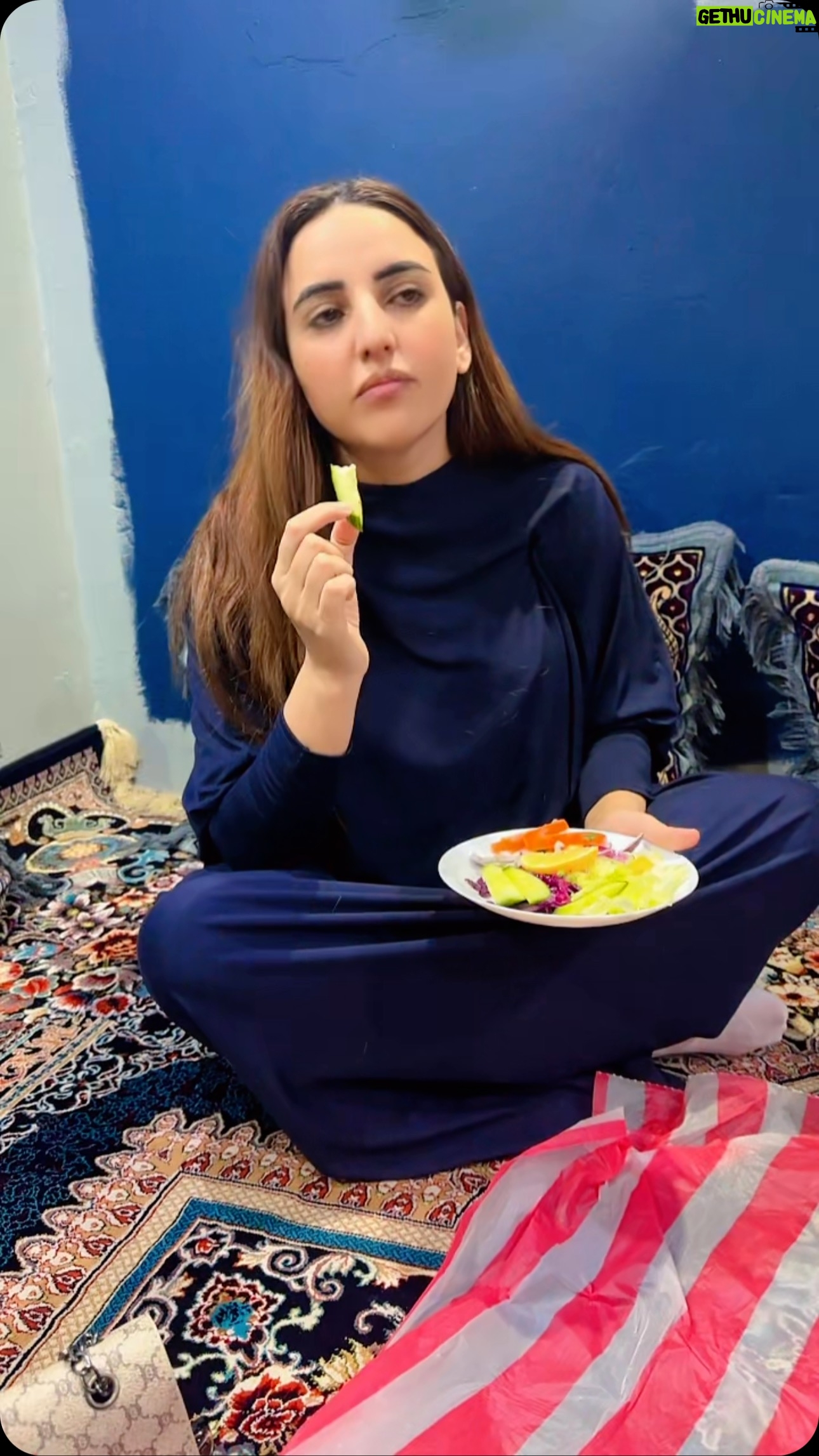 Hareem Shah - 1.5K Likes -