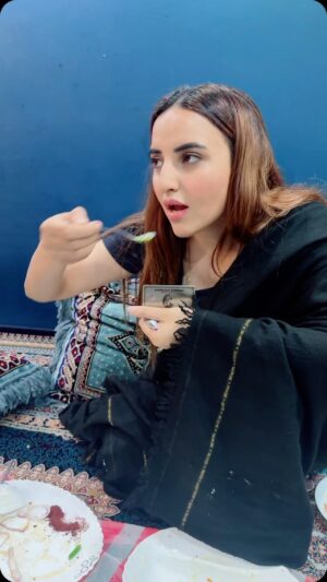 Hareem Shah Instagram - 