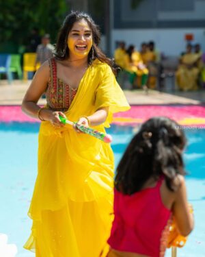 Hari Teja Instagram - Haldi 🌻💛🌼 

Memories for life… family is everything 🥰🥰 

Chelli Pelli ❤️ 

Thanks a lot @laxmi_design_studio_usa for creating a beautiful combination outfits for me Deepu n papa 💛 we absolutely loved ur work …. 

#haldiceremony #family #happiness #celebration #photographylovers ❤️❤️ 

PC: @krishnatejah 🌼🌼