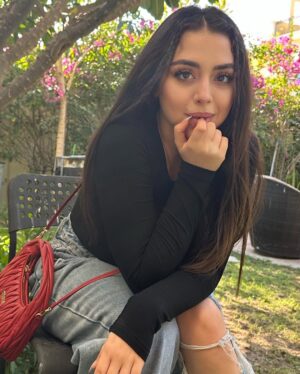 Haya Maraachli​ Instagram - ☀️✨🐒