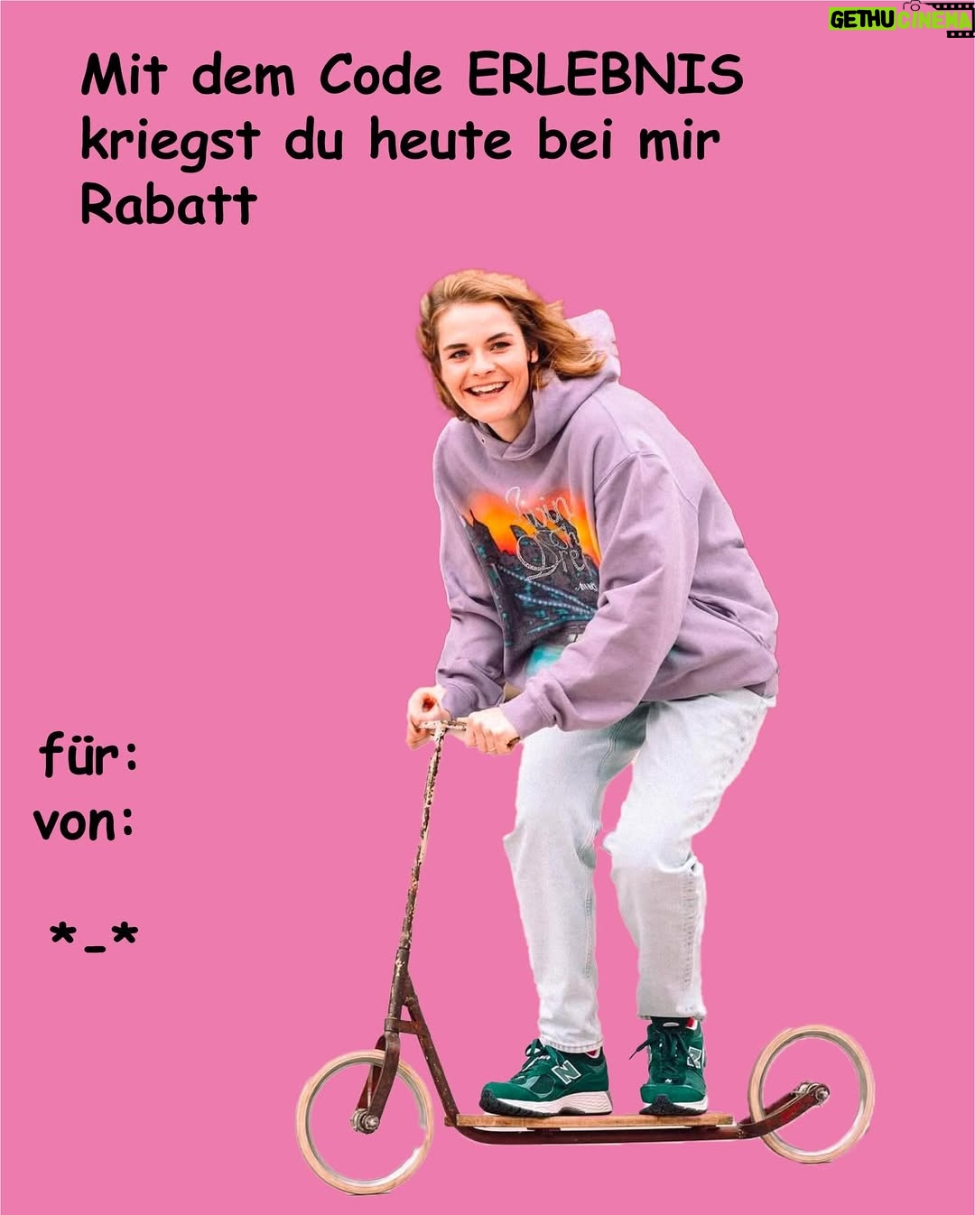 Hazel Brugger - 27.8K Likes - Macht Liebe statt machtgeil 💕