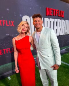 Actress Heidi Gardner HD Photos and Wallpapers July 2025