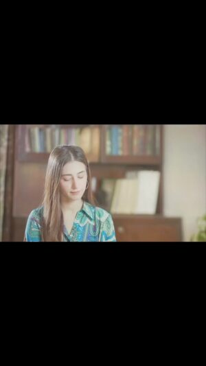 Hiba Aziz Instagram - POV You’re a books n Lata Mangeshkar girl in the era of Barbie n Taylor swift