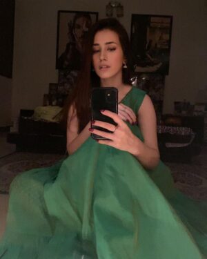 Hiba Aziz Instagram - Boy: So do you have a boyfriend ?
Girl: No
Boy: Why not ?
Girl: Cause I don't want one 
Boy: Come on ..I don't believe that 
Girl: you don't believe that a women could enjoy being independent n free 
Boy: Are you a lesbian?
Girl: No. I'm not lesbian I just don't feel comfortable for being anyone's girlfriend i actually don't feel comfortable to be anyone's anything you know
Boy: I don't know what are you talking about?
Girl: Really ?
Boy Nops 
Girls: I like being on my own 
Relationships are messy, and people's feelings get hurt who needs it. We're young we lives in one of the most beautiful cities in my world might as well have fun while we can n save the serious stuff later 😉
Boy: holy sh** YOU ARE A DUDE ..