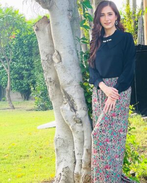 Hiba Aziz Instagram - I do not have to be perfect 🫧 to be wonderful. ❀ ♥ ❀