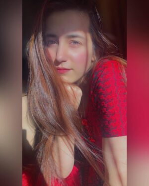 Hiba Aziz Instagram - M E P H O B I A 🤭

PC: @maya_aziz__ For You 🌹