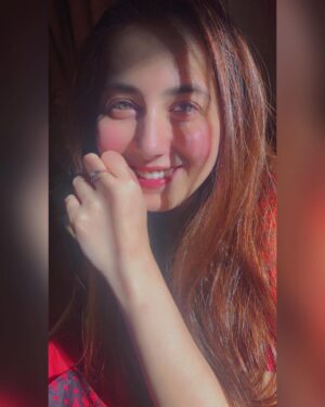 Hiba Aziz Instagram - M E P H O B I A 🤭

PC: @maya_aziz__ For You 🌹