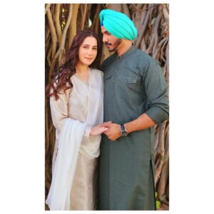 Hiba Aziz Instagram - - Happy Birthday - 🎂 

From Prem to Pari ⚘️
From Mohsin to Hibba 💜