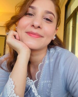 Hina Altaf Instagram - 🦉