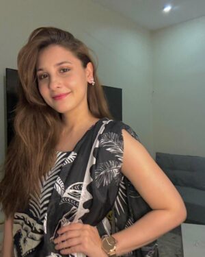 Hina Altaf Instagram - 🌟