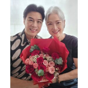 Hong Huifang Instagram - Happy Valentine's Day! 💖 Whether you're celebrating with someone special or enjoying the day in your own way, I hope it's filled with love, joy and warmth. love comes in many forms-- self-love, friendship, and kindness are just as important. Have a wonderful day! 🌹😊
#情人节快乐 @zhenggeping
@the_celebrityagency 
@catwalktaiwan @catwalkasia 
@catwalk.actors
