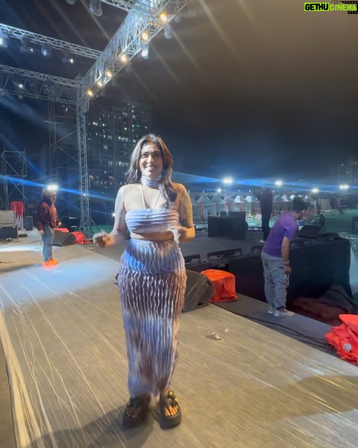 Hritu Zee - 31.6K Likes - What A Great Experience,
Experiencing The Magic of Rap - Live🔥🔥
@ikkamusic @dinojms 🤍