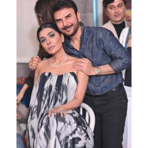 Iffat Rahim Instagram - Actress and talk show host Iffat Omar, alongside her husband Umar, recently celebrated their 25th wedding anniversary in a heartwarming and intimate gathering. The milestone event was marked by the presence of their closest friends and family, making it a truly special occasion. The couple, known for their strong bond and enduring love, hosted a cozy celebration filled with laughter, joy, and cherished memories. @iffatomarofficial