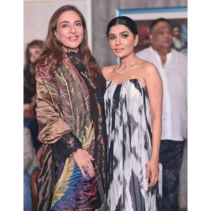 Iffat Rahim Instagram - Actress and talk show host Iffat Omar, alongside her husband Umar, recently celebrated their 25th wedding anniversary in a heartwarming and intimate gathering. The milestone event was marked by the presence of their closest friends and family, making it a truly special occasion. The couple, known for their strong bond and enduring love, hosted a cozy celebration filled with laughter, joy, and cherished memories. @iffatomarofficial