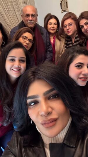 Iffat Rahim Instagram - What an amazing Sunday🔥
Thankyou @nayab.jan