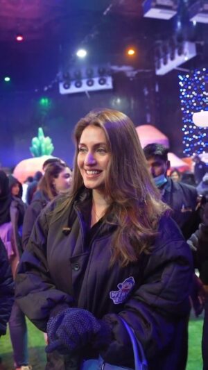 Iman Ali Instagram - -10 degrees in Lahore?? Can you believe that?

What a chilly blast I had at @winterlandpk, the first snow park in Lahore. They had the most fun activities and rides for people of all ages and there was even LIVE SNOW. Didn't think I'll see times like these in our warm beloved Lahore.

You'll have to definitely visit it to believe it. Plan your family trip and head straight to Winterlandpk, now open in Bahria Town, Lahore.

#WinterlandLahore #WinterlandPk

@winterlandpk