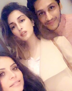 Iman Ali Instagram - Late night, night suit selfie. Sick of everyone constantly compl
aining about the quality of the picture so this will probably be my last post. Thanks to those who gave love.thanks