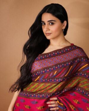Iman Esmail Instagram - Happy love day 🩷🫶🏽

Makeup - @makeupby_mahesh 
Hair- @koduruamarnath 
Stylist- @sreevardhan_keto 
Photography - @pranav.foto 
Managed by - @benchmarktalents