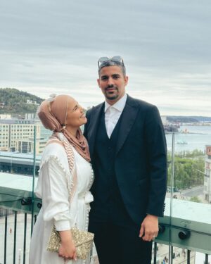 Iman Meskini Instagram - Happy birthday to the most amazing, kind, funny, intelligent, caring and handsome husband ❤️ I love you to the moon and beyond. Thank you for all the memories we’ve shared so far, and I pray for many more to come inn sha Allah 🤲🏽🎈