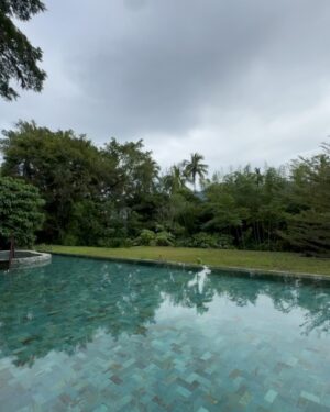 Ina Raymundo Instagram - One of the many reasons we keep returning to @thefarmatsanbenito is their ACQUA Hydrotherapy Sanctuary. Our stay left us feeling utterly refreshed and tranquil.