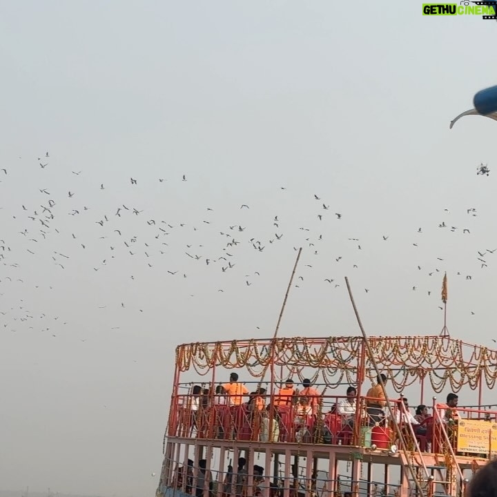 Insha Ghai - 17.6K Likes - Har Har Mahadev🔱
Some journeys are chosen, others are written long before we arrive. No coincidences, just divine timing. At the Triveni Sangam, where the Ganga, Yamuna, and the mythical Saraswati meet, the sacred waters felt like they already knew what to take from me—no words needed. In a place where faith, time, and destiny merge, I found a moment of stillness in the flow.