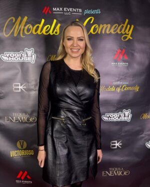 Irina Voronina Instagram - Such a great night with the @modelsofcomedy fundraiser for LAFD ! Thanks for letting me be a part of it @eugeniakuzmina standupcomedy #irinavoronina #lafires