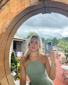 Actress Isabella Alexander HD Photos and Wallpapers September 2025