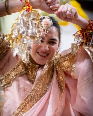 Isabelle Kaif Instagram - A beautiful night filled with the most amazing moments! 😍 May your days ahead be filled with endless love, laughter, and beautiful memories that will last a lifetime! 💞Here’s to love, happiness, and the wonderful future that awaits! @karishmakohli 🫶🏼 Mikhail