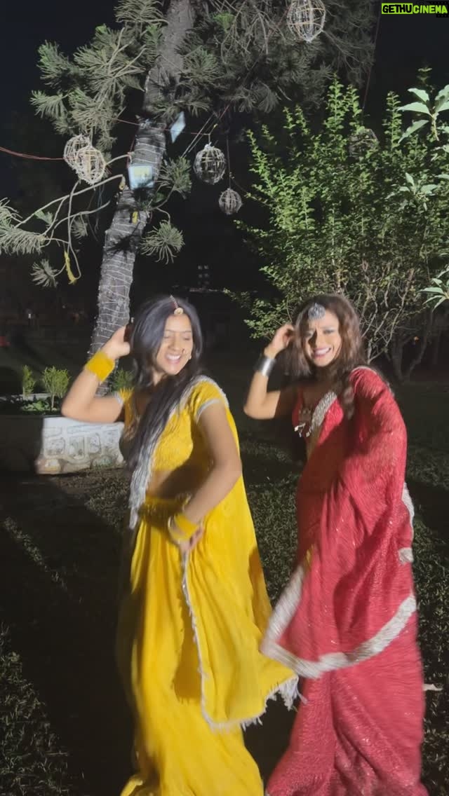 Ishita Ganguly - 5.2K Likes - usually in midnight people Crave for snacks🍕 , but we are different 💁♀️______we Crave for dance 😄🙆♀️💃
Around 3:30 am literally we did this ___we both were tried but who cares _____💛❤️ 😂🧿 @diiksha_dhami
Chaina Chamkili in parallel universe____✨#chacha
#reelitfeelit #reelsinstagram #instamood #chaina #chamkili #offscreenmasti #badihavelikichhotithakurain #keepwatching #shemarooumang #9pm#mondaytosaturday