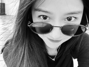 Ivy Shao Instagram - 遊樂園，
長大還是好喜歡。
越刺激越好玩😆

@agete_taiwan 
@tun_grp