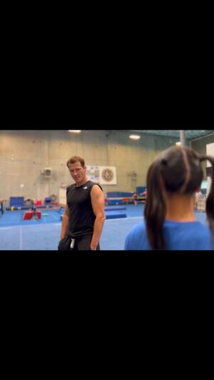 Jade Xu Instagram - 🔥 PROTECT YOUR NECK 👊

@jadexuofficial vs @davidtorok_official 

Visit: @wuway_action 

@will.w.chen 🎥

#jadexu #davidtorok #martialarts #kungfu #fight #kicks #kickass #girlpower #choreography #practice #protectyourneck