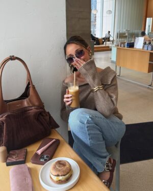 Jami Alix Instagram - honestly i got a spray tan & an iced coffee and i’m always embarrassed at how much that increases my mood