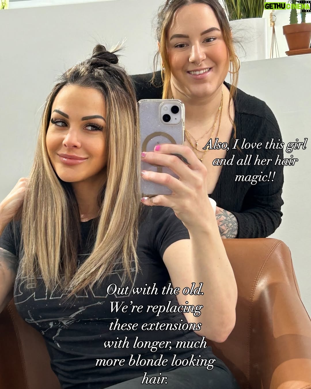 Jamie Szantyr - 9.4K Likes - New hair, who dis?? π₯
Swipe β¬
οΈ for the befores and afters.
Ever since I met @paintandstyles 3 years ago, sheβs been delivering absolute hair magic every time I sit in her chair! We have been on this hair journey together since we met, and she perfects it every time.
We got rid of the old, and in with the new. A complete hair refresher with longer, and blonder than ever hair extensions. Iβm literally obsessed. Sheβs amazing!
If youβre in Connecticut, go see her at her very own salon, @vxnsalon in West Hartford. She specializes in everything, especially @invisiblebeadextensions and custom colors and cuts. Whatever you want she can do.
And itβs always such good vibes in her salon. π€