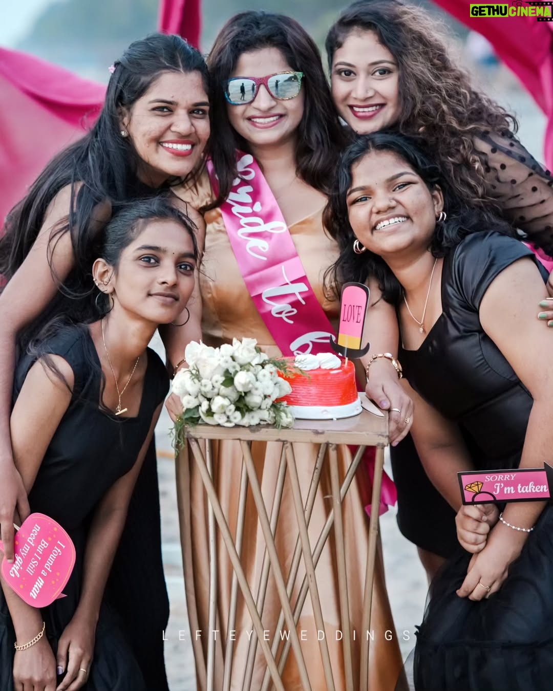 Janaki Sudheer - 3.6K Likes - Ready to pop the bubbly and celebrate love🖤🩷
📸@lefteye_weddings
#bridetobe #bride #black #blackpink #beach #destination