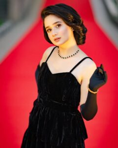 Actress Jannatul Ferdous Oishee HD Photos and Wallpapers March 2025