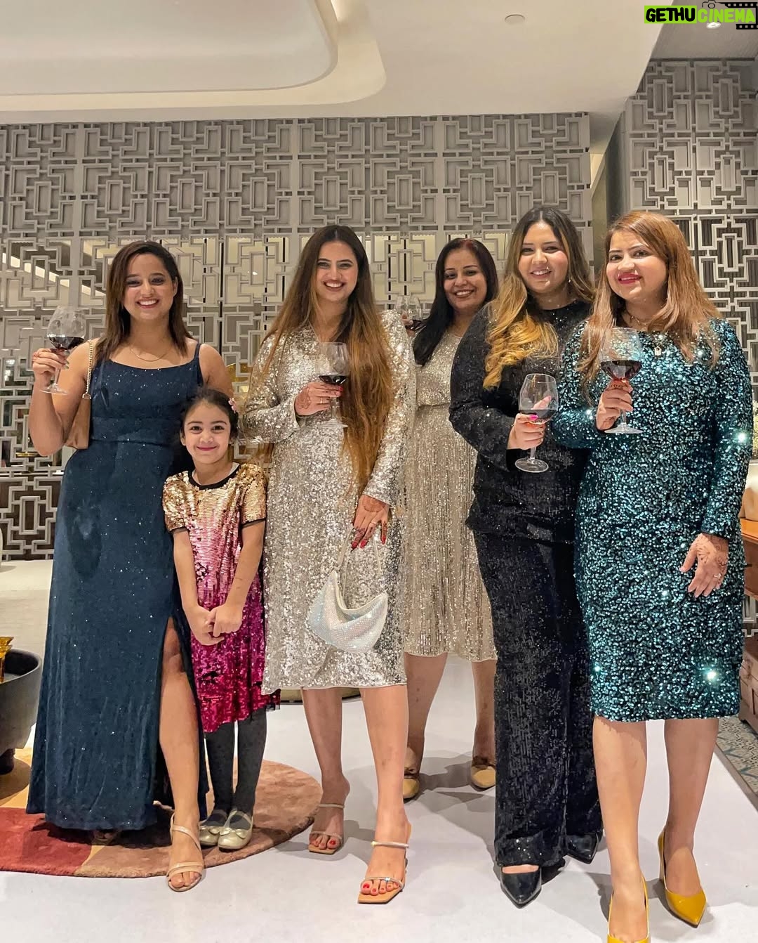 Jasmine Sidhu - 3 Likes - The youngest & Coolest in our gang turned 7 today! Happy Birthday Anaahat ♥️
.
.
.
.
.
( Happy Birthday, Happy Birthday princess, My girls, girl gang, Going to Paris)
#happybirthday #girlgang