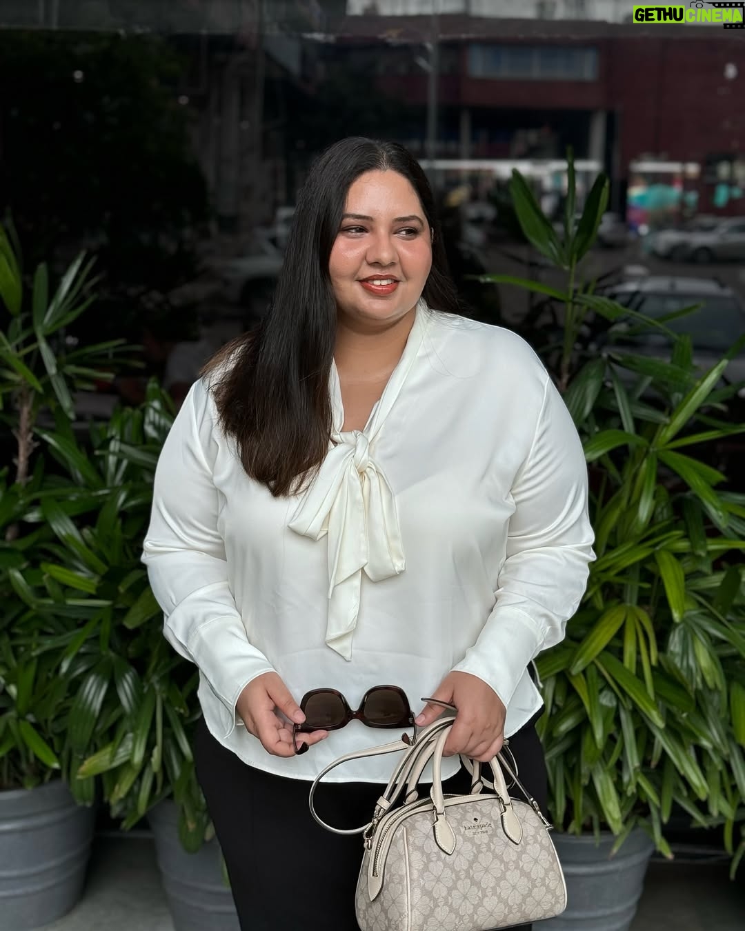 Jasmine Sidhu - 3 Likes - Life is just so amazing lately! Every day feels like a new adventure waiting to unfold. 🤍
(Dressing up, Feeling positive, life lately)