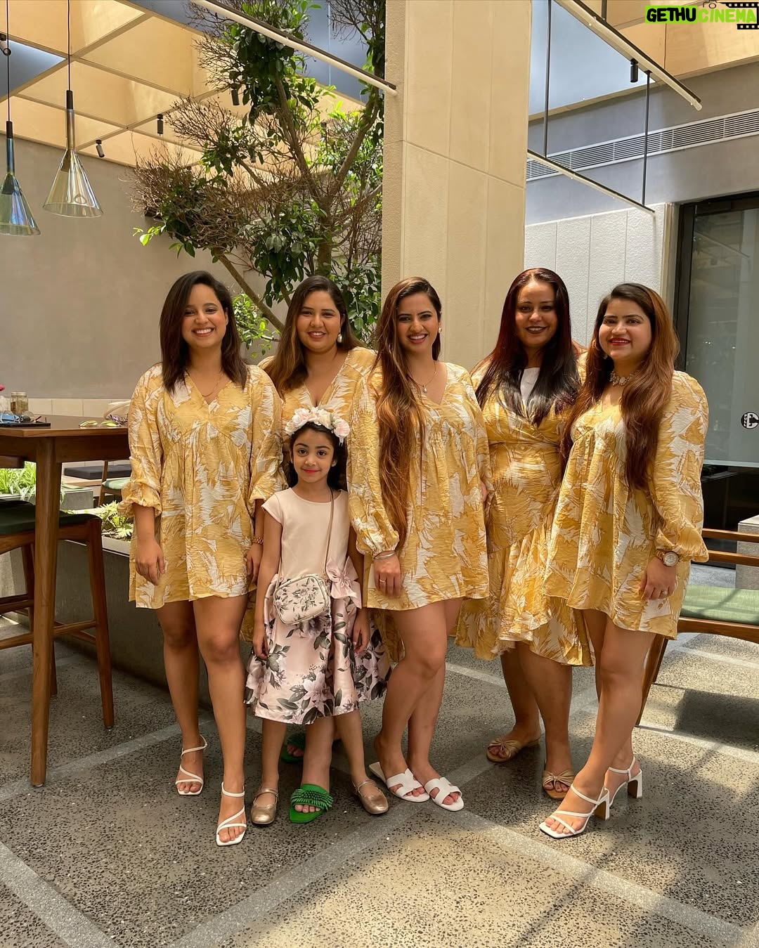 Jasmine Sidhu - 3 Likes - The youngest & Coolest in our gang turned 7 today! Happy Birthday Anaahat ♥️
.
.
.
.
.
( Happy Birthday, Happy Birthday princess, My girls, girl gang, Going to Paris)
#happybirthday #girlgang