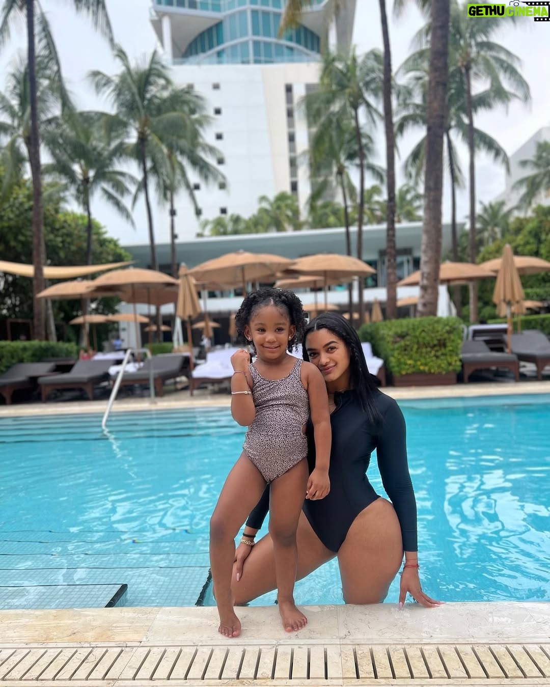 Jassym Lora - 18.5K Likes - And We’re back! 🌴