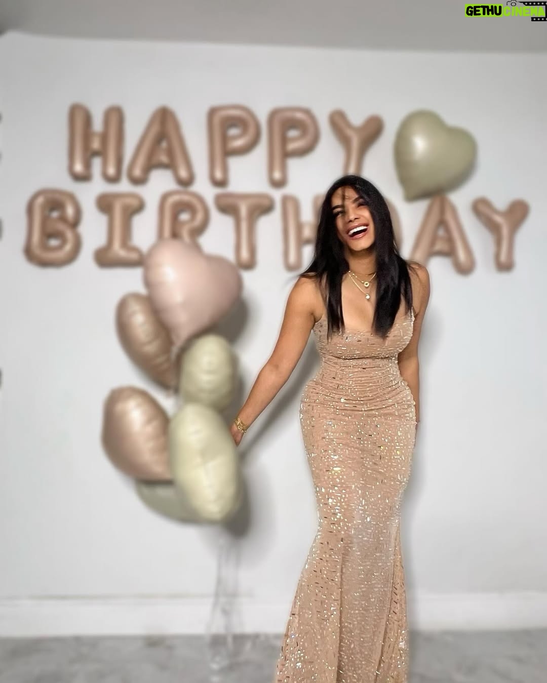 Jassym Lora - 27.2K Likes - Don’t ask me what I wished for 🤍