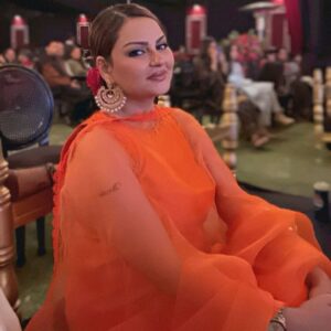 Javeria Abbasi Instagram - Beautiful night 🧡 @adeel.haider1 ♥️ @thepinktreecompany
