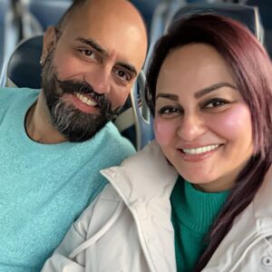 Javeria Abbasi Instagram - There is always some madness in love! But there is always some reason in madness….
@adeel.haider1 ♥️

#juvariaabbasi #honeymoon #switzerland #lucerne #mounttitlis #holidays #winter #mountains #snow