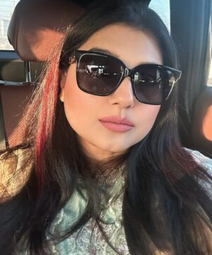 Javeria Saud Instagram - #sunkissed