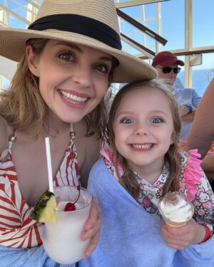 Jen Lilley Instagram - Had to share a few more photos because this trip was incredible!

#cozumel #familytrip #momlife