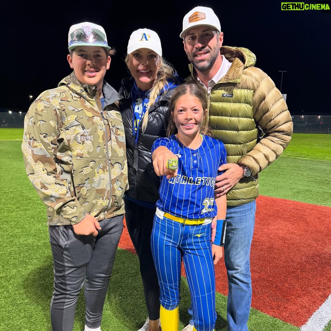 Jennie Finch - 4.5K Likes - Only team from Louisiana shows up and wins the whole thing! Laissez les bons temps rouler! 🥇🥎🌪️- Coach Kade
Most powerful thing I heard this wkd was from an opposing mama (in 20 hours at the fields), as her Coach continued to not be the most positive from his coaches box.
I had just told one of my players as we witnessed this players confidence deflate, “I just want to give her the biggest hug.”
Right then, her mom yells from the stands in her bold mama voice - YOU KNOW WHO YOU ARE!
I instantly was covered in chills and thanked God that she had her mama & her Mamas words.
Mamas -keep using your voice and declaring truth over our daughters. I pray my girls always know who they are and WHO’S they are! 🙏🏽
I needed this reminder too, as a Coach AND as a Mama. Lord, give me the heart, awareness, boldness, control, to use my voice to speak Your truth as I fall short at times too. Amen